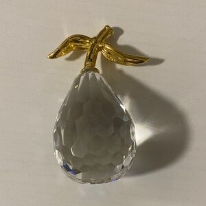 Elegant Gold and Crystal Pear Brooch